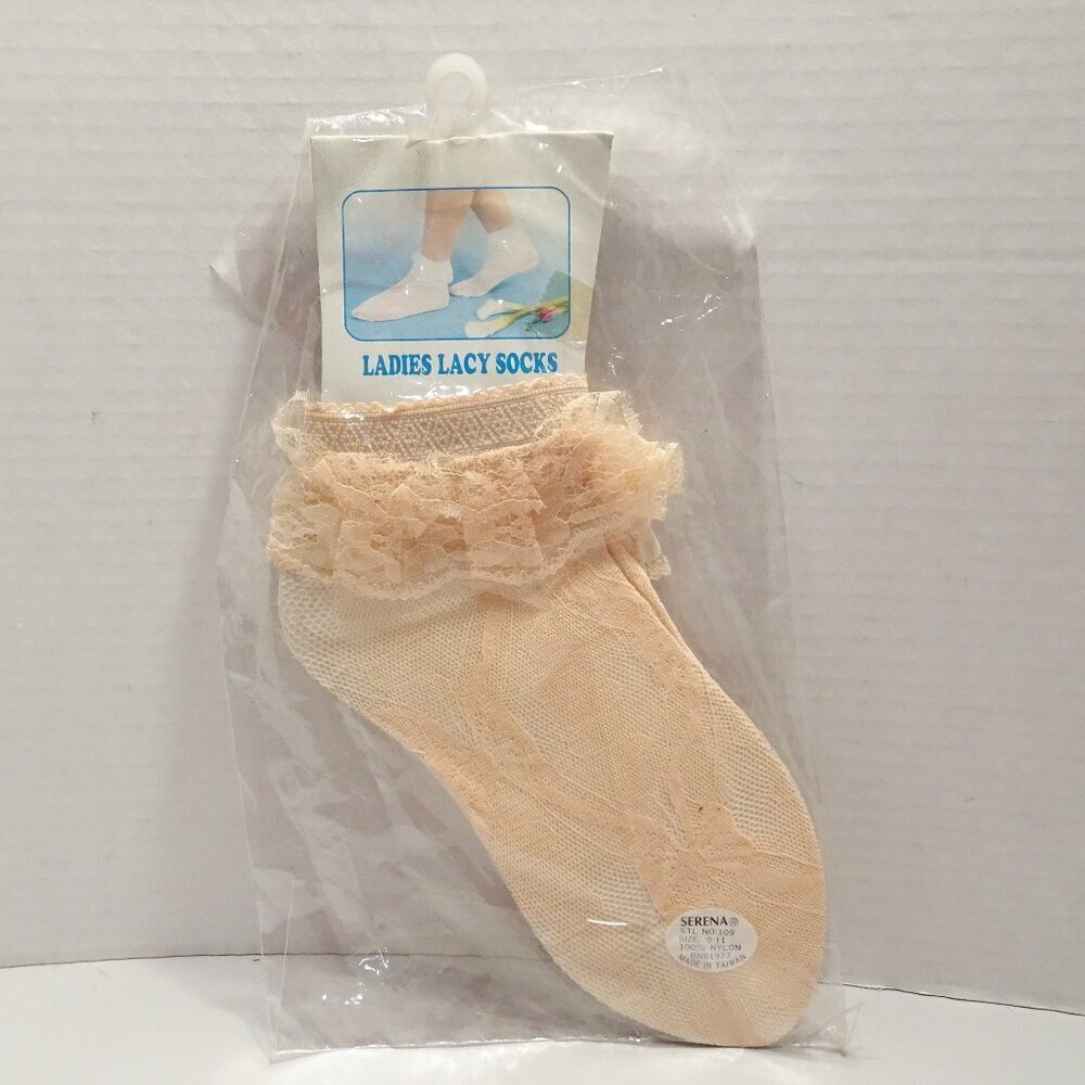 Vtg PINK Leg ANKLET LACE RUFFLE Lacy Socks One Size Nylon Serena Made Taiwan